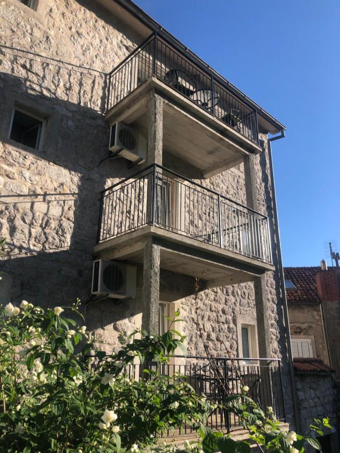Pavle Apartmani Risan Luaran gambar