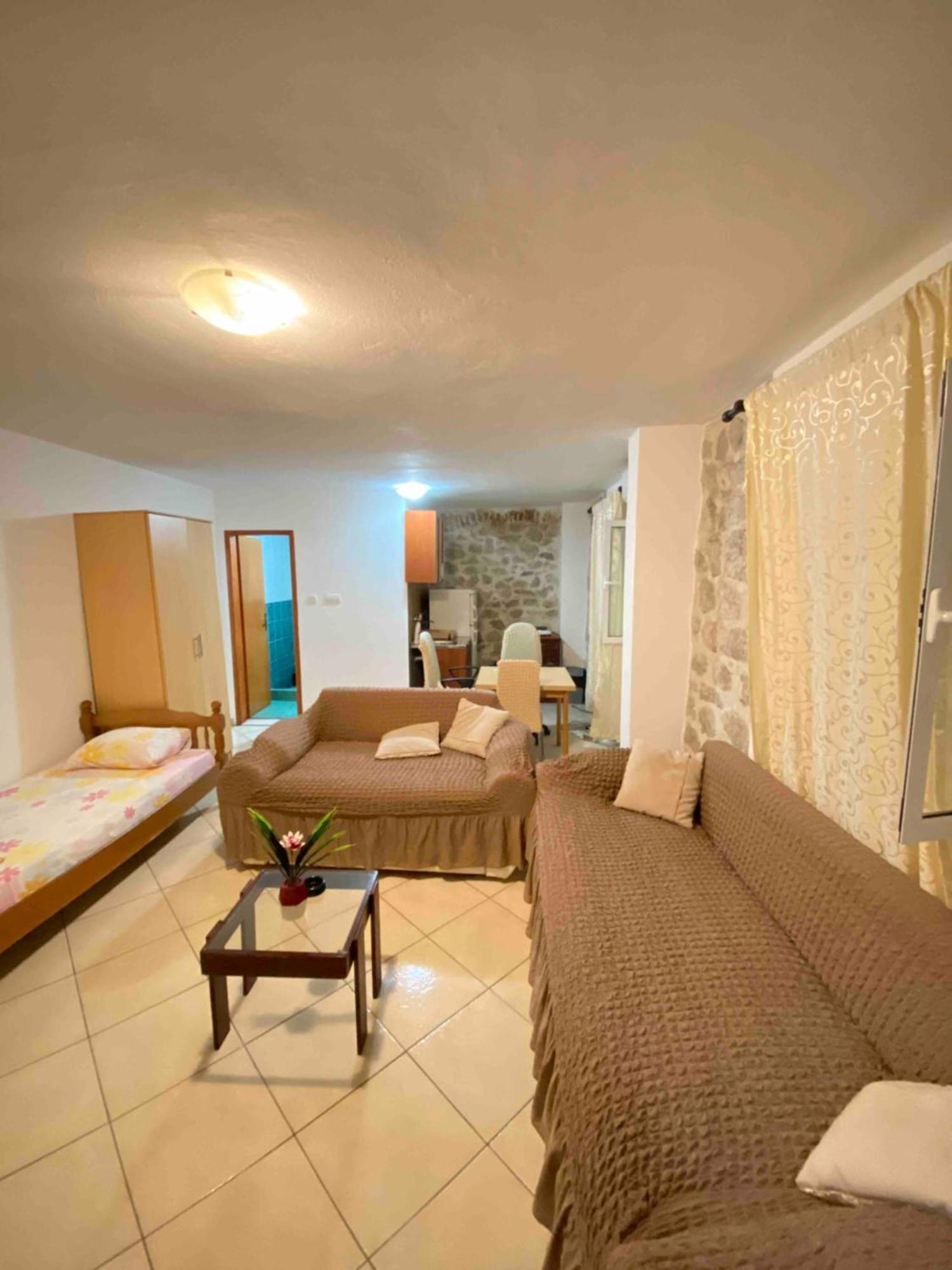 Pavle Apartmani Risan Luaran gambar